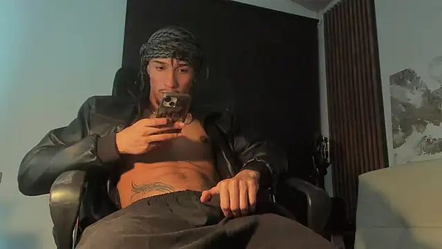 rafael stone online show from March 20, 2025, 7:25 am