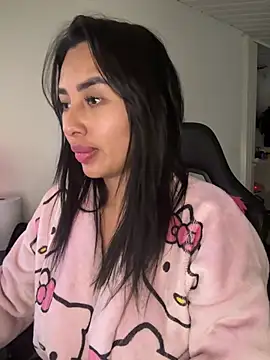 Anily Lovely online show from February 13, 2026, 9:26 pm