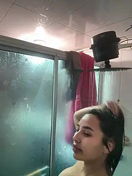 Anily Lovely online show from April 13, 2026, 10:58 pm