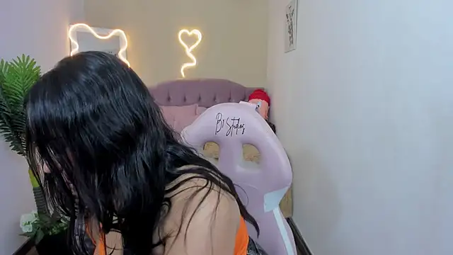 kendra tay online show from March 2, 2025, 3:24 am