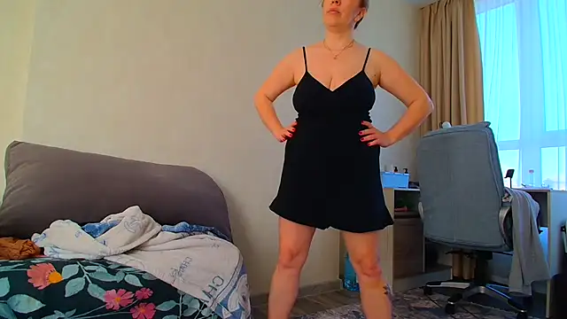 Snapshot of Brionia chatting on May 1, 2026, 6:29 am Brionia online show from May 1, 2026, 6:29 am