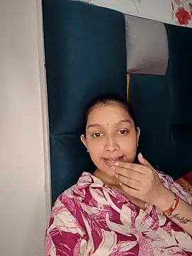 Aleena Rai online show from September 14, 2025, 4:07 pm