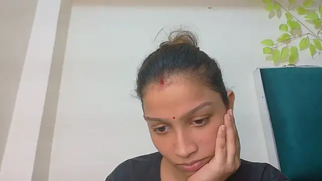 Aleena Rai online show from September 25, 2025, 5:52 pm