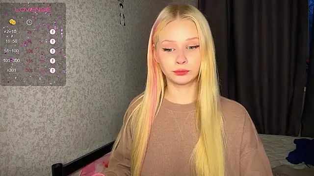 lisa barbie online show from December 8, 2024, 11:46 am