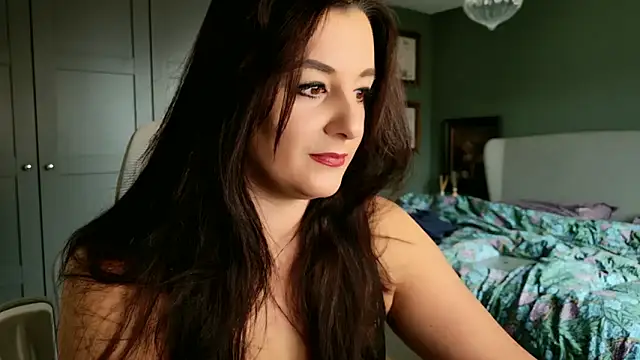 Snapshot of flatwhite0 chatting on February 12, 2025, 9:52 am flatwhite0 online show from February 12, 2025, 9:52 am