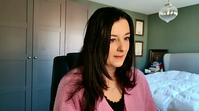 flatwhite0 online show from March 26, 2026, 9:40 am