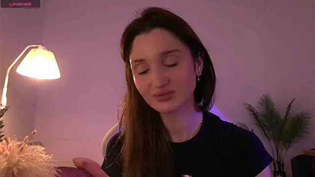 tender babyy online show from December 18, 2025, 10:41 am