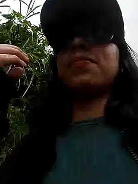 MirandaSingle online show from March 12, 2026, 3:49 pm