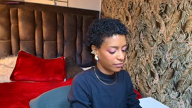 Snapshot of Zia_Green chatting on April 28, 2026, 1:04 pm Zia Green online show from April 28, 2026, 1:04 pm