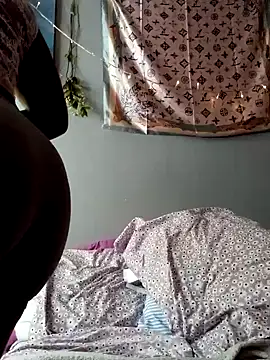 ebonycatlisaaaalime online show from March 1, 2025, 4:22 pm