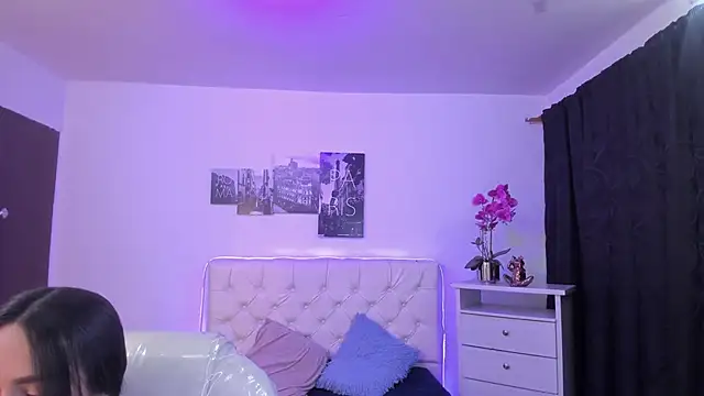 Amy Kiitty  online show from February 13, 2026, 1:00 pm