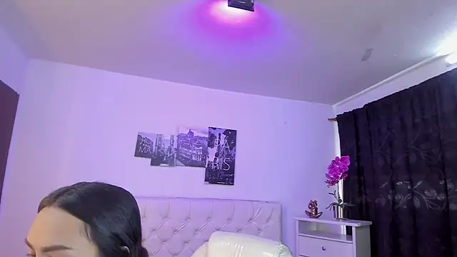 Amy Kiitty  online show from March 21, 2026, 1:04 pm