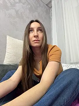 viviandaimond1 online show from January 17, 2026, 7:28 pm