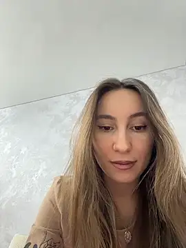 viviandaimond1 online show from December 21, 2025, 9:59 pm