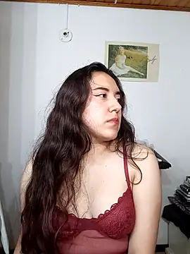 Emi chik online show from October 9, 2025, 10:27 am