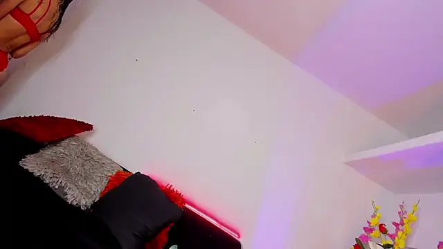 Eyleen Santos online show from December 5, 2025, 8:28 pm