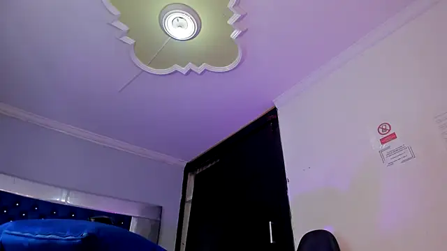 Snapshot of Eyleen_Santos chatting on February 8, 2026, 12:30 am Eyleen Santos online show from February 8, 2026, 12:30 am