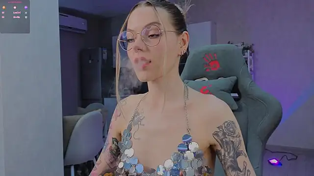 Marta May  online show from June 20, 2026, 11:59 am
