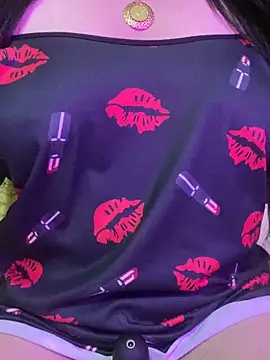 Cameelia online show from March 3, 2026, 11:23 pm