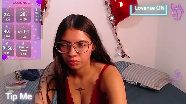 Argentiiniita online show from February 12, 2025, 2:03 am