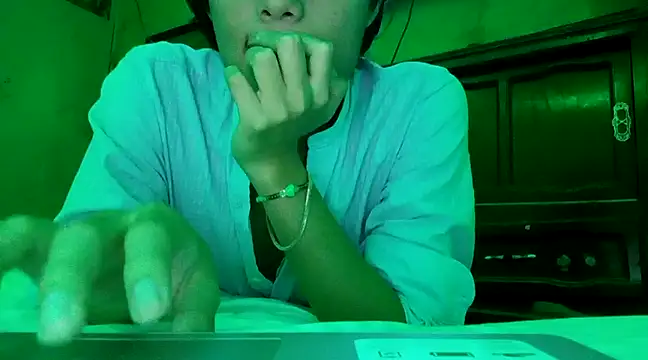 ruygw online show from March 18, 2025, 1:02 am