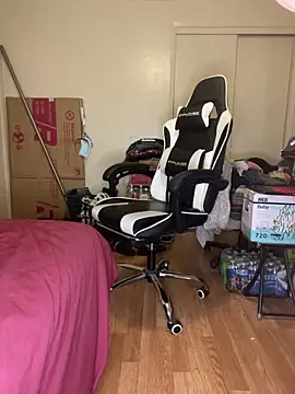gamingcouple420 online show from June 28, 2026, 5:47 am