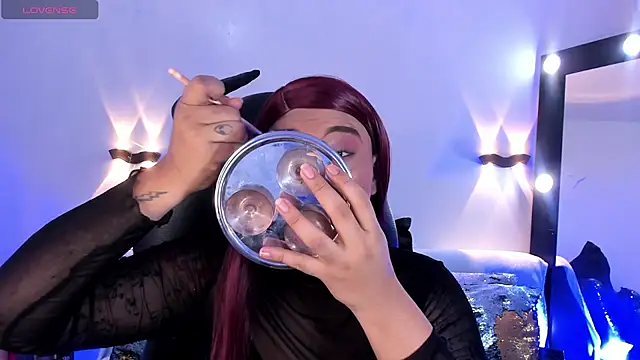 Emili Roux online show from April 15, 2026, 10:10 am