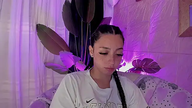 sadashi moon  online show from March 15, 2025, 9:52 am