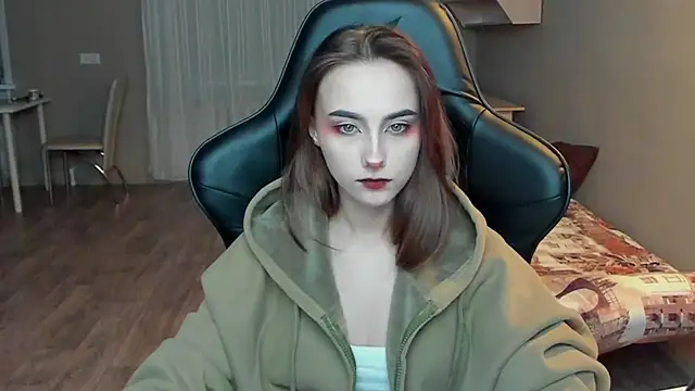 SilverDream online show from February 6, 2025, 10:32 pm