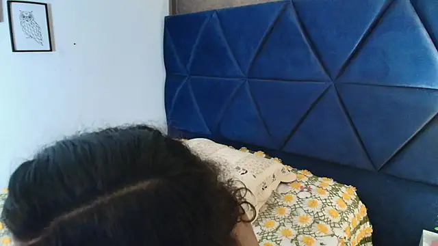 Akane Uwu online show from September 30, 2025, 6:03 pm