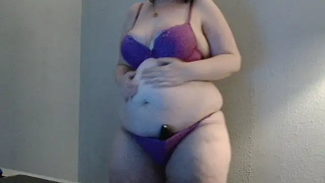 desiree1981 online show from October 6, 2025, 7:53 am