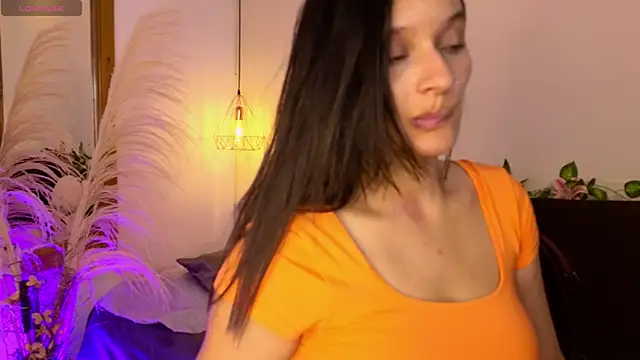 Hannah williams1 online show from October 9, 2025, 9:04 pm