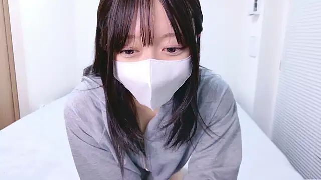 Yurie  online show from March 15, 2026, 1:40 pm