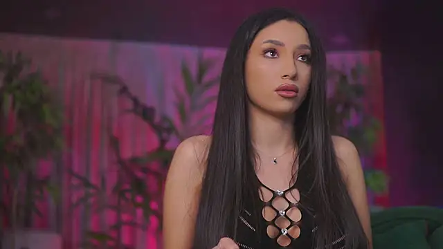 GinaValentinna online show from February 17, 2026, 7:44 pm