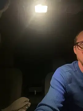 luv2cum7491 online show from February 26, 2026, 6:57 am