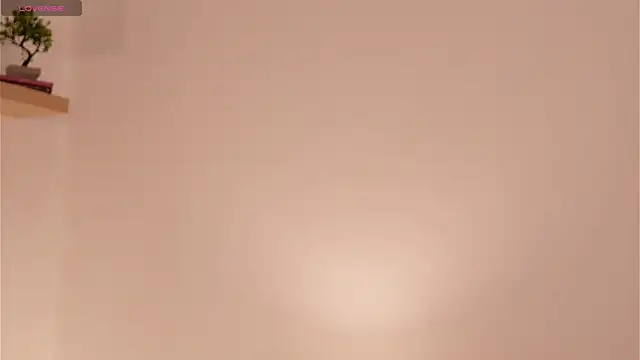 FlirtyFawn online show from July 14, 2026, 7:09 pm