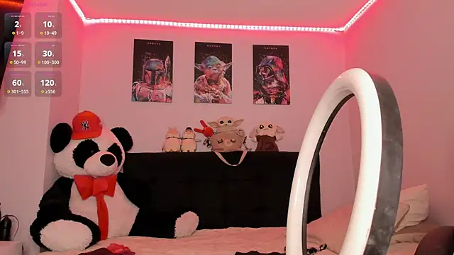 Carlasxdreams online show from June 26, 2026, 3:56 am