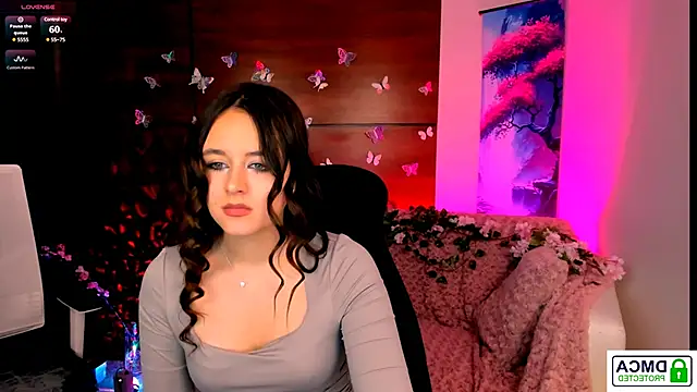 rozmary ket online show from February 6, 2025, 1:32 pm