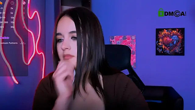 rozmary ket online show from October 6, 2025, 3:35 pm