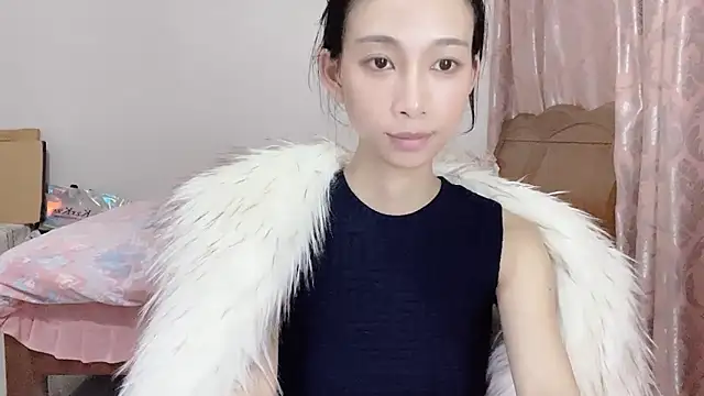 Lili-2 online show from March 11, 2025, 8:31 pm