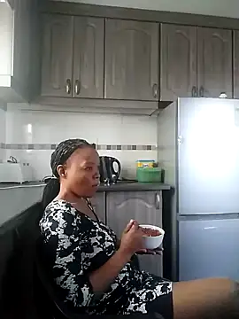 Snapshot of Feathergal69_ chatting on September 13, 2025, 2:50 pm Feathergal69 online show from September 13, 2025, 2:50 pm