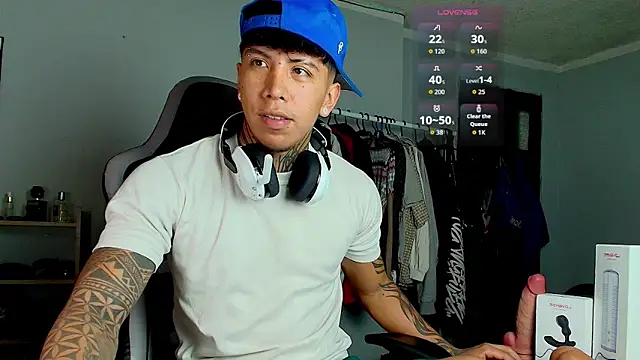 Nickhot0609 online show from October 3, 2025, 11:12 am