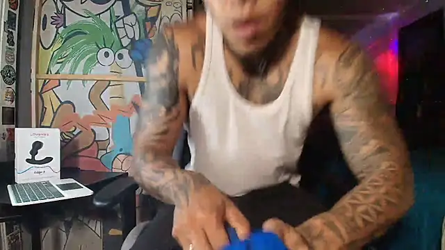 Nickhot0609 online show from September 13, 2025, 3:06 am