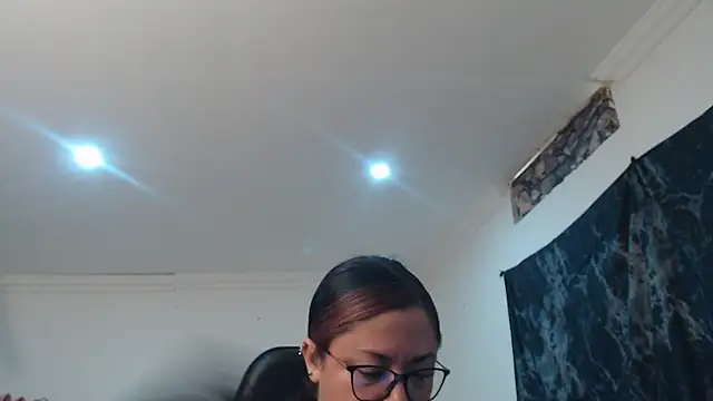 Snapshot of Madame_Shein_ chatting on March 31, 2026, 8:44 pm Madame Shein online show from March 31, 2026, 8:44 pm