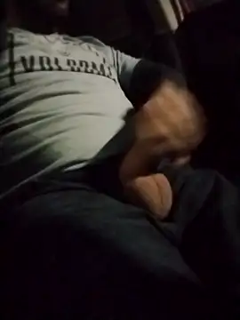 axelongshaft69 online show from December 22, 2024, 2:28 am