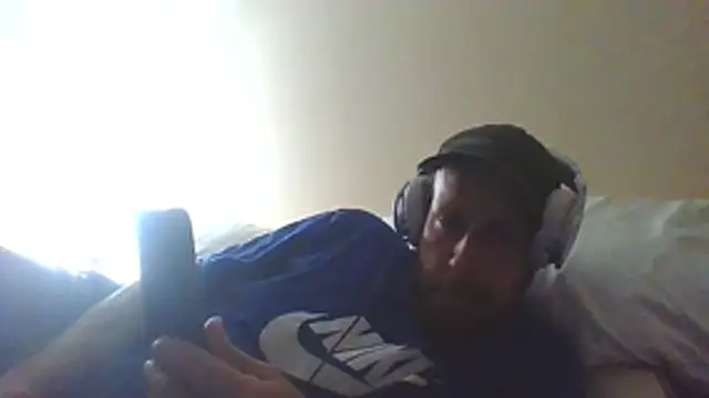 axelongshaft69 online show from April 22, 2026, 5:47 am