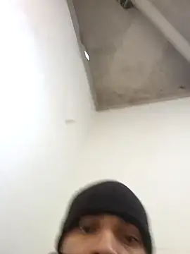 Malubrotudo online show from September 28, 2025, 10:22 am