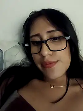 AleFantasy0001 online show from March 10, 2025, 10:45 pm