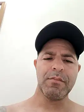 Marciogrei online show from October 5, 2025, 7:26 pm