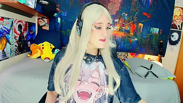 HakuRukushka online show from November 5, 2025, 8:45 pm